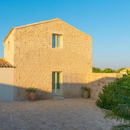 Dependance Basilico Apart-hotel Modica